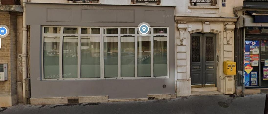Newly Renovated ! Stunning 2br In The Heart Of 15 Parigi